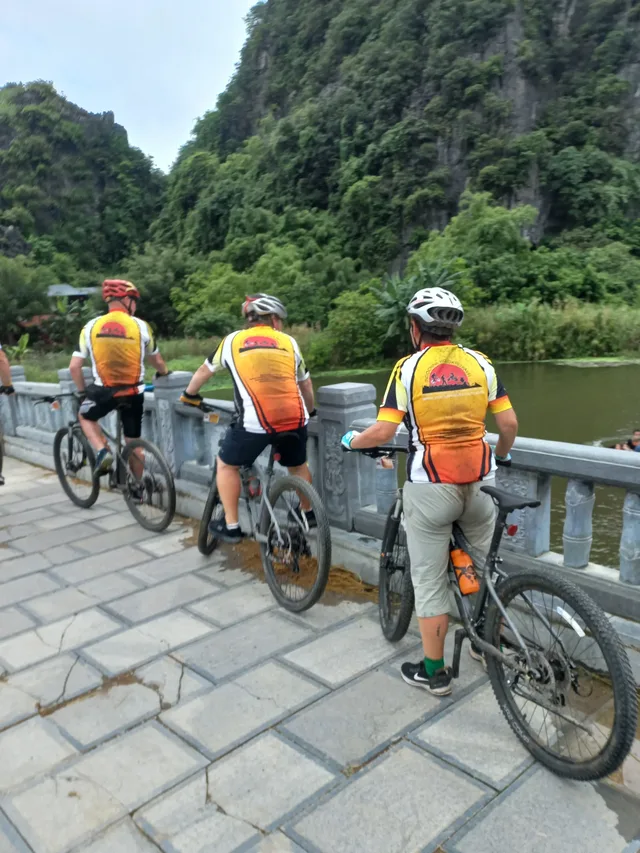 13 Days Cycling From Vientiane To The Southern Parts 3