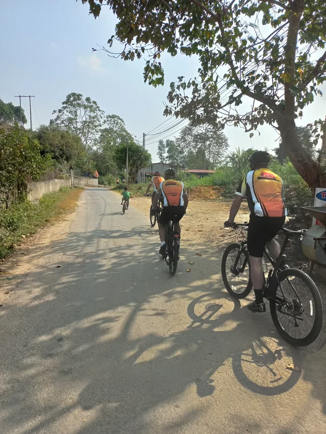 15 Days Cycling From Pakse To Hanoi 6