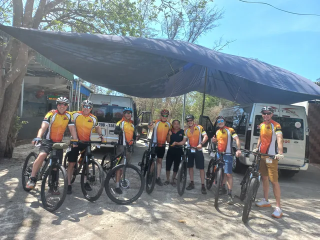 8 Days Cycling in Pakse